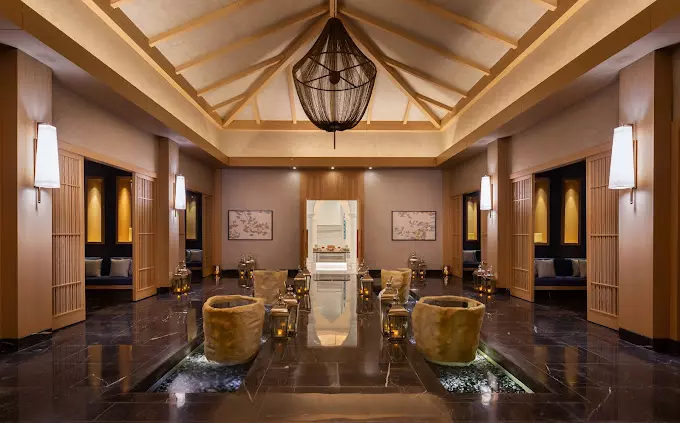 هتل رکسوس واتر ورلد آکتائو